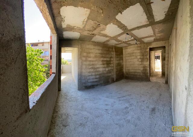 8-ÇAYIROVA YENİMAHALLE’DE MERKEZİ KONUMDA